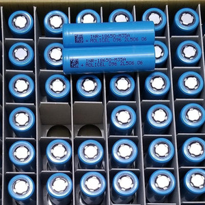 بطاريات ليثيوم قابلة لإعادة الشحن من ماركة Molicel طراز <span class=keywords><strong>18650</strong></span> M35a بجهد 3.7 فولت وسعة 3500 مللي أمبير في الساعة وتيار 10 أمبير، مناسبة لحزم بطاريات الدراجات الكهربائية - Product Image 2