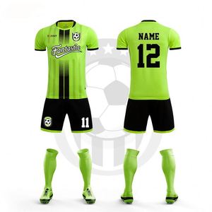 Tùy chỉnh thực hiện Cổ Điển <span class=keywords><strong>Retro</strong></span> bóng đá Jersey lỏng phù hợp với bộ dụng cụ bóng đá cho trẻ em người lớn bao gồm Câu lạc bộ Logo tên in ấn mùa hè thực hiện - Product Image 1