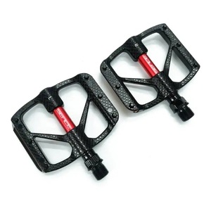 Cuerpo de aleación de aluminio <span class=keywords><strong>Eje</strong></span> de acero al cromo-molibdeno 3 Rodamiento Ultraligero Bicicletas de carretera Pedales Reposapiés Antideslizante - Product Image 1