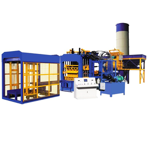 Máquina automática para fabricar bloques Qt5-15 con apilador y estante de curado para bloques huecos y de bordillo - Product Image 4
