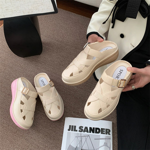 Sandales d'été à plateforme épaisse pour femmes, tendance, creuses, décontractées, pantoufles d'intérieur, antidérapantes, à enfiler, pour l'extérieur - Product Image 3
