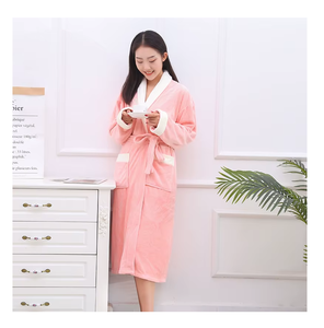 Exclusivo Juego de Albornoces de Lujo al por Mayor, Elegantes, Personalizados, Ecológicos, de Secado Rápido, Lisos, con Logotipo Personalizado - Product Image 1