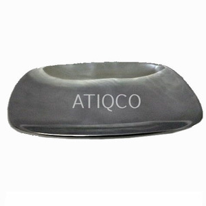 Assiette à fruits luxueuse et écologique en aluminium, design floral unique, plats carrés modernes, faits à la main, pour usage domestique, durable, en céladon - Product Image 6