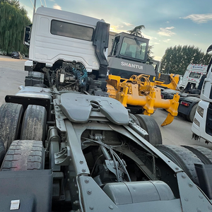 Camión Tractor HOWO NX Usado, 6X4, 8 Ruedas, 371 HP, Motor Weichai, Transmisión Manual - Product Image 5