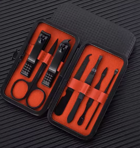 Ensemble de manucure professionnel à usage unique, 7 pièces, en acier inoxydable - Product Image 1