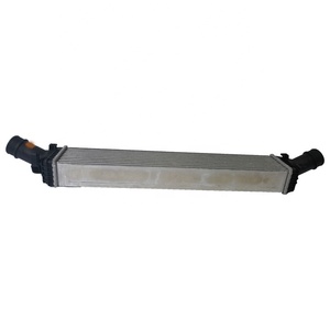 Radiateur de moteur de pièces automobiles <span class=keywords><strong>Intercooler</strong></span> pour AUDI A4 A5 <span class=keywords><strong>A6</strong></span> A7 OEM 8K0145805E Radiateur en aluminium - Product Image 4