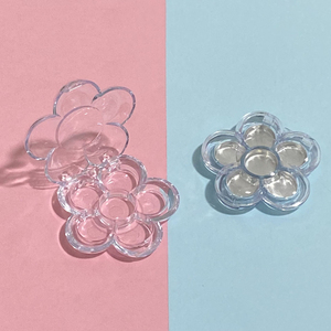Disponibile: Astuccio a Forma di Fiore di Prugno con 6 Colori in 1, Contenitore per Correttore, Campioni di Rossetto e Ombretto - Product Image 2