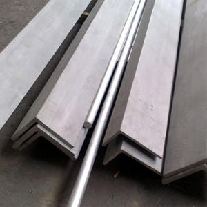 Barra angolare uguale acciaio disuguale <span class=keywords><strong>L</strong></span> forma Q235 Q355 A36 S235 S355 angolo ferro per strutture edili che sostengono componenti fissi - Product Image 2