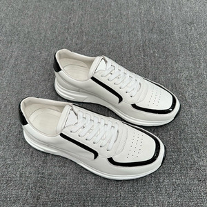 Nouvelles chaussures de marche unisexes de luxe, tendance, basses, en cuir personnalisé de haute qualité, avec semelle intermédiaire en mesh et semelle extérieure en PVC/PU, doublure en peluche. - Product Image 4