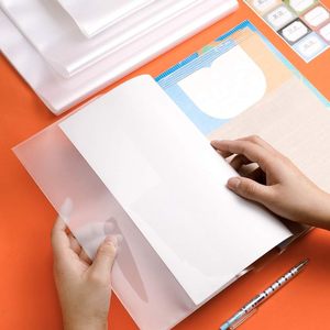 Protège-livres en plastique imperméable pour manuels scolaires et livres brochés, anti-<span class=keywords><strong>poussière</strong></span>, résistant à l'usure, non toxique pour les enfants. - Product Image 3