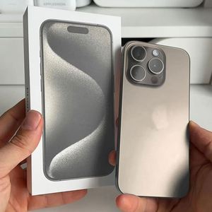Vente en gros 100% Smartphone d'origine utilisé téléphone 15pro 5G Smartphone débloqué pour iPhone 15Pro 128GB 256GB 512GB 1TB - Product Image 1