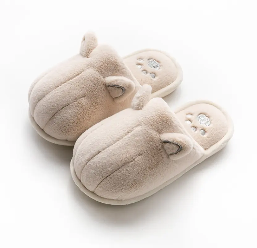 Pantofole calde della zampa del gatto del fumetto per le donne pantofole morbide della casa antiscivolo della coppia dello scorrevole della peluche delle donne scivoli di modo di stile coreano