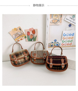 Neue Vintage Runde Handtaschen Vintage Pelz Designer Clutch Berühmte Marken Mode Kleidungsstil für Kleine Mädchen Kinder Umhängetaschen - Product Image 3