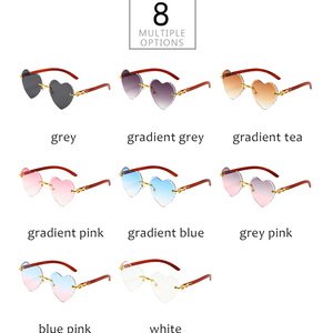 Occhiali da sole donna alla moda a forma di cuore con UV400 di alta qualità occhiali di lusso Logo personalizzato all'ingrosso per 2024 - Product Image 3