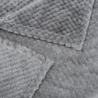 Vente en gros de couvertures en polaire corail tricotée, douces pour la peau, unies, toutes saisons, certifiées OEKO-TEX, pour bébés et enfants, portables pour lit bébé, poussette et avion