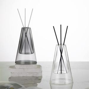 Diffusore di Fragranza Nordico Semplice in Vetro Trasparente, Bottiglia Volatile da Appendere per Interni, per Aromaterapia e Candele, Vendita all'Ingrosso - Product Image 1