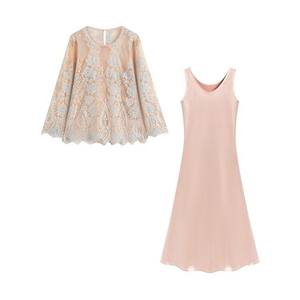 Ensemble <span class=keywords><strong>short</strong></span> 2 pièces décontracté haut de gamme pour l'été, coupe régulière, col en V, 100 % polyester tissé, motif uni, respirant - Product Image 1