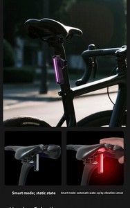 Feu arrière <span class=keywords><strong>de</strong></span> vélo coloré Type-C à détection <span class=keywords><strong>de</strong></span> mouvement et vibration, avec fixation sur <span class=keywords><strong>tige</strong></span> <span class=keywords><strong>de</strong></span> <span class=keywords><strong>selle</strong></span> et support en arceau - Product Image 4