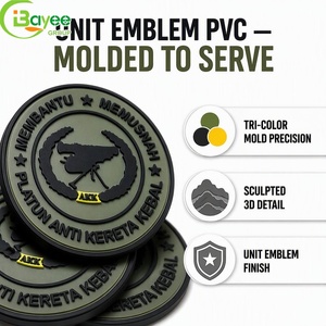 Patchs brodés en PVC souple 3D/2D personnalisés sans minimum de commande, avec logo en relief thermocollant pour chapeaux, sacs et toiles en caoutchouc. - Product Image 1
