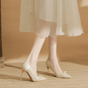 Escarpins de mariée en satin <span class=keywords><strong>ivoire</strong></span> à bout pointu et talons aiguilles pour femme - Product Image 3