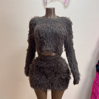 Ensemble 2 pièces pour femme, haut court à manches longues et mini-jupe, en fourrure bouclée et duveteuse