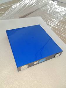 Celda LiFePO4 de Grado A+ de 206 Ah y 3,2 V con Trazabilidad Completa para Proyectos BESS y de Energía Crítica - Product Image 4