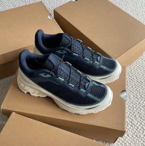 รองเท้าวิ่งแบบ unisex รุ่น XT6 สำหรับกิจกรรมกลางแจ้งและวิ่งเทรล ระบายอากาศได้ดี กันลื่น รองรับแรงกระแทก ปรับแต่งได้ เหมาะสำหรับปีนเขาและกีฬา - Product Image 5