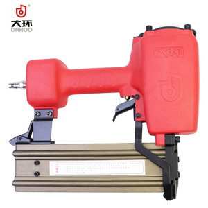 Pistolet à clous pneumatique Dahoo St64 15-50 mm pour la menuiserie et la décoration - Product Image 2