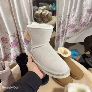 <span class=keywords><strong>Stivali</strong></span> da Neve CC Brand Ugs con Fiocco, Caldi e Foderati in Pelliccia per <span class=keywords><strong>Donna</strong></span>, Collezione Invernale 2026 - Product Image 4