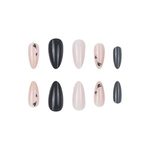 24 piezas tipo gota reutilizable prensa francesa <span class=keywords><strong>en</strong></span> las <span class=keywords><strong>uñas</strong></span> patrón de amor <span class=keywords><strong>Blanco</strong></span> <span class=keywords><strong>y</strong></span> <span class=keywords><strong>Negro</strong></span> estilo cuadrado aplicado a los dedos - Product Image 2
