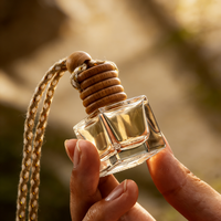 Bouteilles vides en gros pour désodorisants de voiture suspendus, petits diffuseurs de parfum en vrac pour huiles essentielles, diffuseurs de parfum de voiture rechargeables
