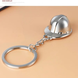 Porte-clés en forme de casque de sécurité en métal, matériau réfléchissant, mini sac à accessoires, pendentif - Product Image 3