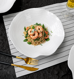 ชามเซรามิกโบฮีเมียนขอบทองหรูหรา เป็นมิตรกับสิ่งแวดล้อม ทนทาน ดีไซน์ลายนูน สำหรับเสิร์ฟของหวาน อาหารหรู โรงแรม งานแต่งงาน - Product Image 4