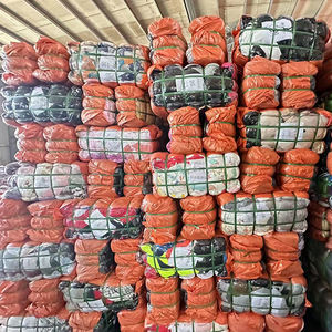 Ballots en Gros de Vêtements d'<span class=keywords><strong>Occasion</strong></span> pour Femmes, Jeans, Sarouels et Vêtements Usagés à Prix Abordable - Product Image 3