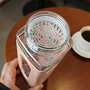 Zamhuo Plastic Water Bottle 650Ml With Tea Infuser Graduated Scale For Students Outdoor Use - Product Image 4