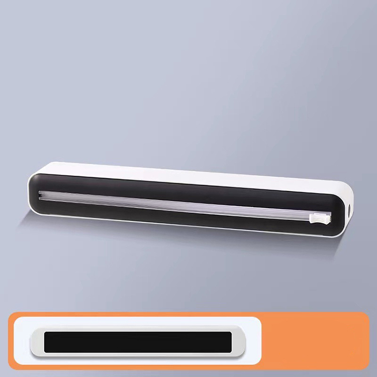Black and white (magnetic version)