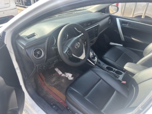 <span class=keywords><strong>TOYOTA</strong></span> Corolla E Plus 1.8L <span class=keywords><strong>Híbrido</strong></span> <span class=keywords><strong>Enchufable</strong></span> de <span class=keywords><strong>Segunda</strong></span> <span class=keywords><strong>Mano</strong></span>, Año 2019, 5 Plazas, Volante a la Izquierda, Automóvil Usado - Product Image 5