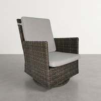 Rattan PE Marron 360 °   Chaise de patio pivotante avec coussin gris clair
