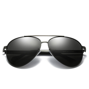 Gafas de Sol Ligeras para Mujer, Gafas de Sol de Diseño Moderno Polarizadas para Hombre 2023 - Product Image 6