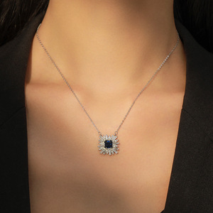 เครื่องประดับแบบคลาสสิกย้อนยุคสร้อยคอเพทายสีน้ำเงินเข้มทรงสี่เหลี่ยม925สร้อยอัญมณีประดับเพชรเทียมสีเงินแท้ - Product Image 2