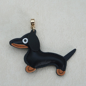 <span class=keywords><strong>Mini</strong></span> perro <span class=keywords><strong>salchicha</strong></span> llavero colgante Animal de dibujos animados con pequeña hebilla redonda PU cuero <span class=keywords><strong>cachorro</strong></span> bolsa colgante Premium coche colgante - Product Image 3