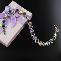 Venta al por mayor de lujo nuevos diseños de pulsera de zirconia cúbica moda mujer pulsera joyería
