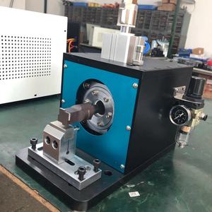 เครื่องเชื่อมจุดโลหะแบบอัลตราโซนิก 2000W พร้อมระบบควบคุม PLC และรับประกัน 1 ปี สำหรับการประกอบแบตเตอรี่ลิเธียม - Product Image 1