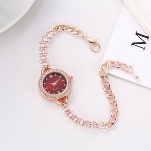 Montre élégante pour femme sertie de diamants, style coréen, montre bracelet entièrement sertie de diamants pour étudiante élégante - Product Image 2