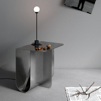 Table d'appoint en métal minimaliste nordique, table de chevet en acier inoxydable avec rangement, table d'appoint moderne pour salon et chambre à coucher