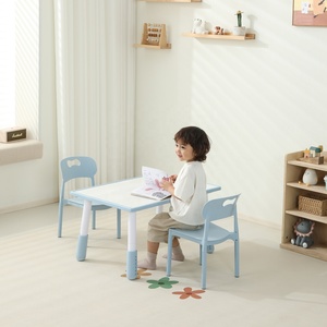 Chaise empilable moderne en plastique pour enfants, couleurs épaissies, vente directe usine, idéale pour la maternelle, la formation, les cours de <span class=keywords><strong>soutien</strong></span> <span class=keywords><strong>scolaire</strong></span>, les fêtes et la maison - Product Image 4