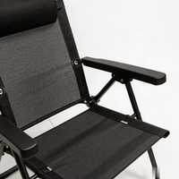 Chaise pliante d'extérieur moderne et légère avec logo personnalisé, 6 positions, accoudoirs en plastique confortables et poches de rangement