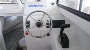 Barco de Pesca de Aleación de 6.25m - 150HP, Diseño Totalmente Personalizable, Certificado CE con Cabina y Cama para Pernoctación - Product Image 5
