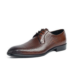 Les chaussures en cuir pour hommes de haute qualité, fabriquées à la main, sont conçues à partir de cuir de première qualité et sont extrêmement confortables à porter. - Product Image 1