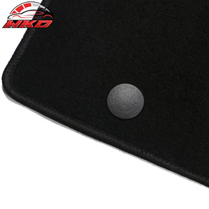 Alfombrillas para Nissan Armada QX80 17-23 Antideslizantes Delanteras y Traseras de Velour 3 Piezas - Negro - Product Image 5